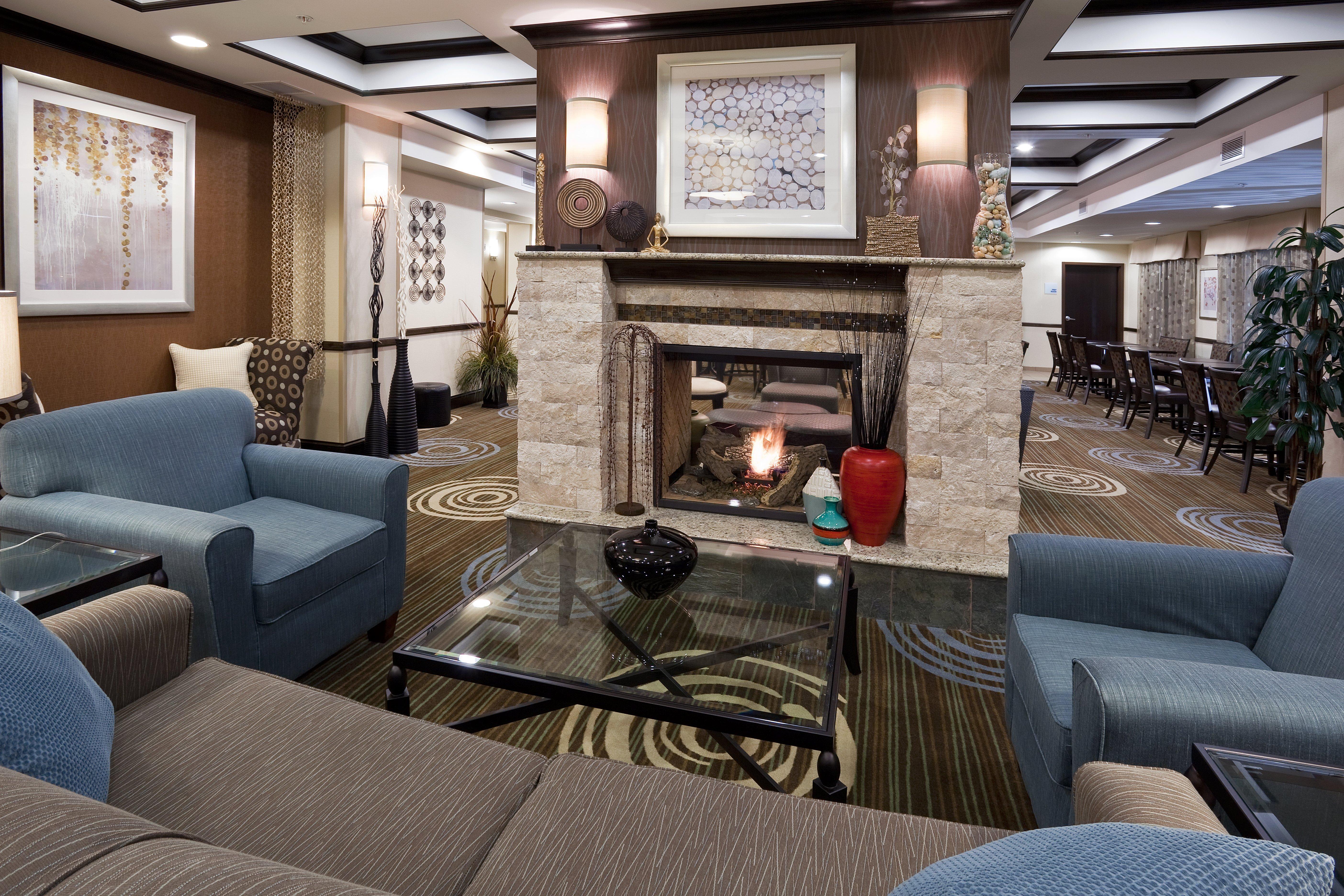 Holiday Inn Express Richfield By Ihg Exterior photo